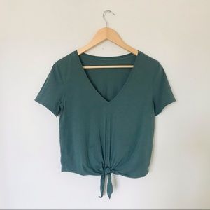 Lulu Lemon Front Tie Crop size 6